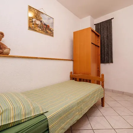 Holiday House With Private Jacuzzi * Bribir (Primorje-Gorski Kotar)